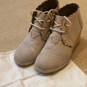 Toms espadrille wedge w/ accent piping